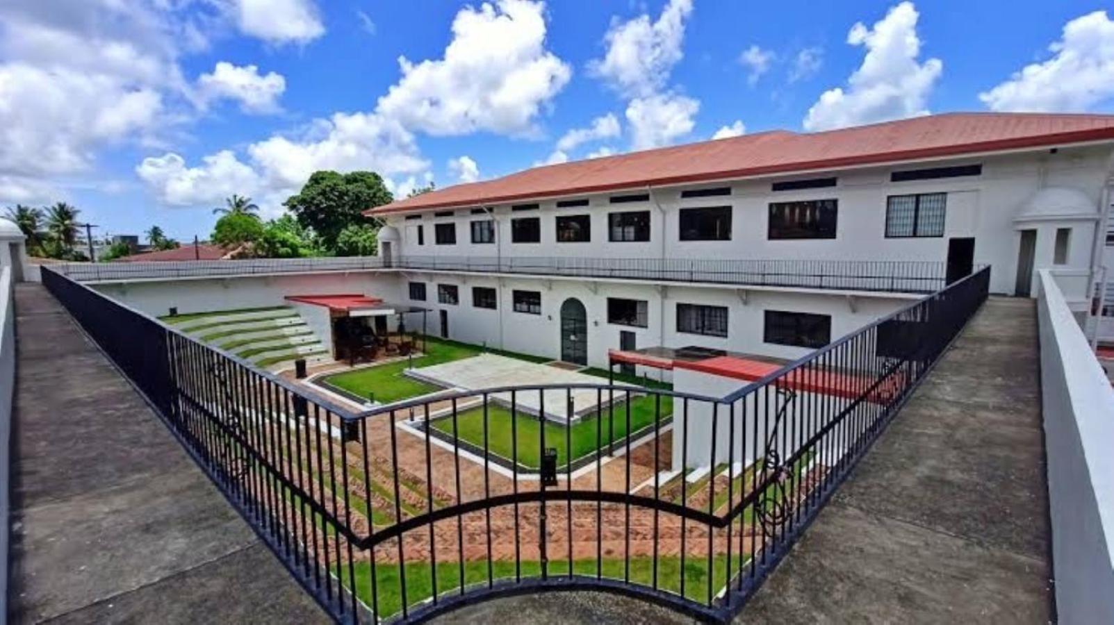 Fernando'S Hotel Sorsogon 외부 사진