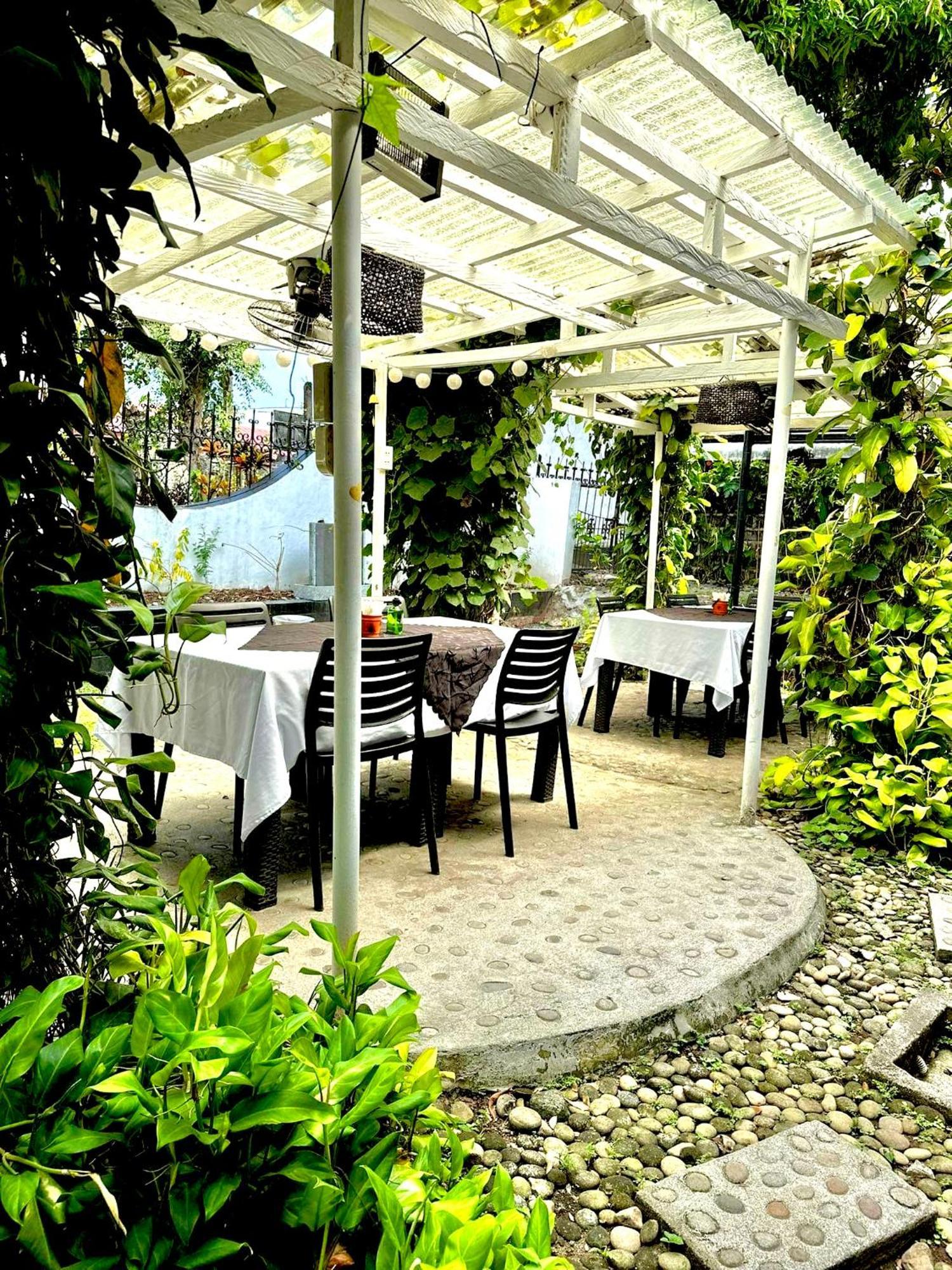 Fernando'S Hotel Sorsogon 외부 사진